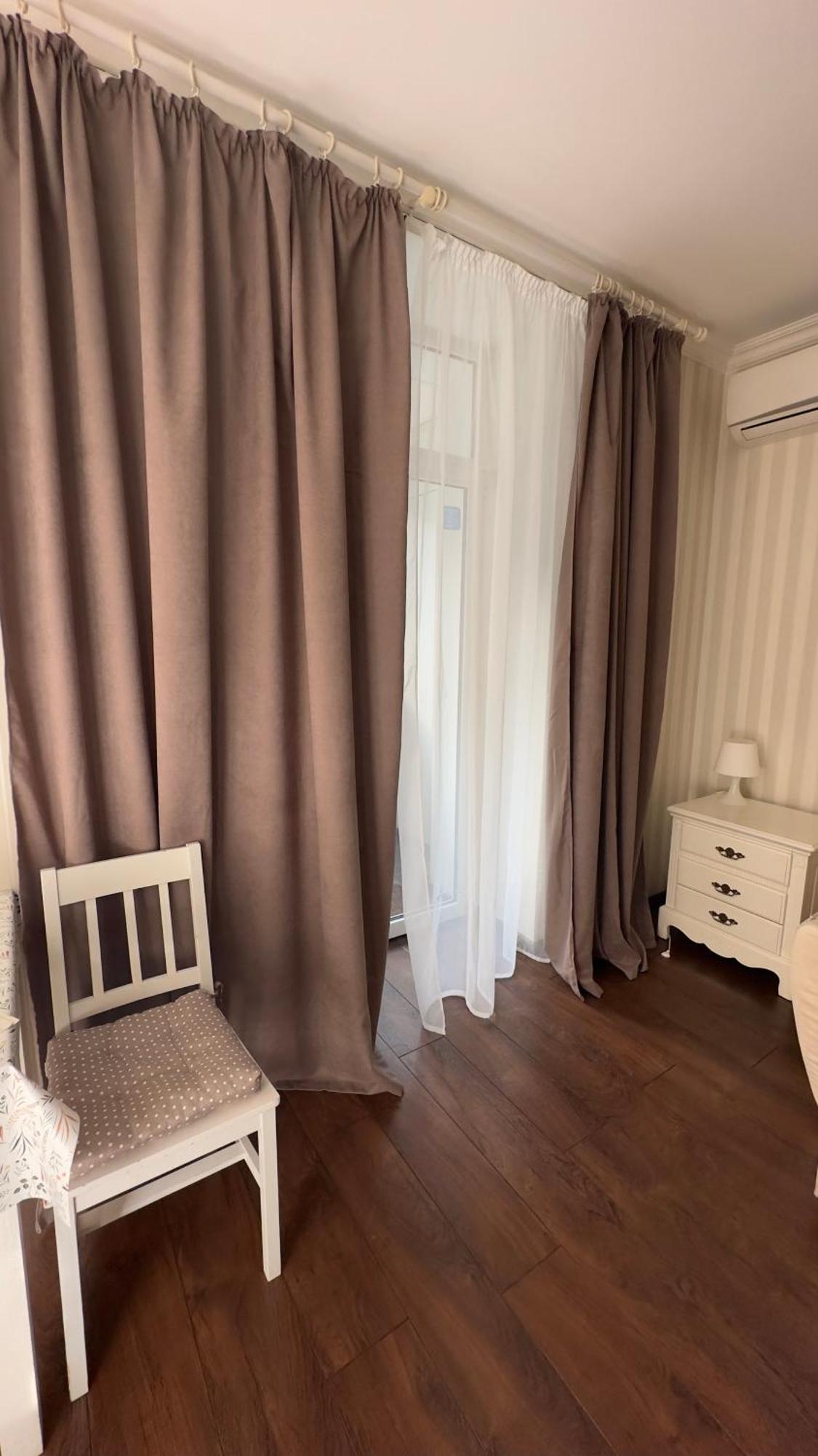 Apartment In The Centre Of City Dnipro Exteriör bild